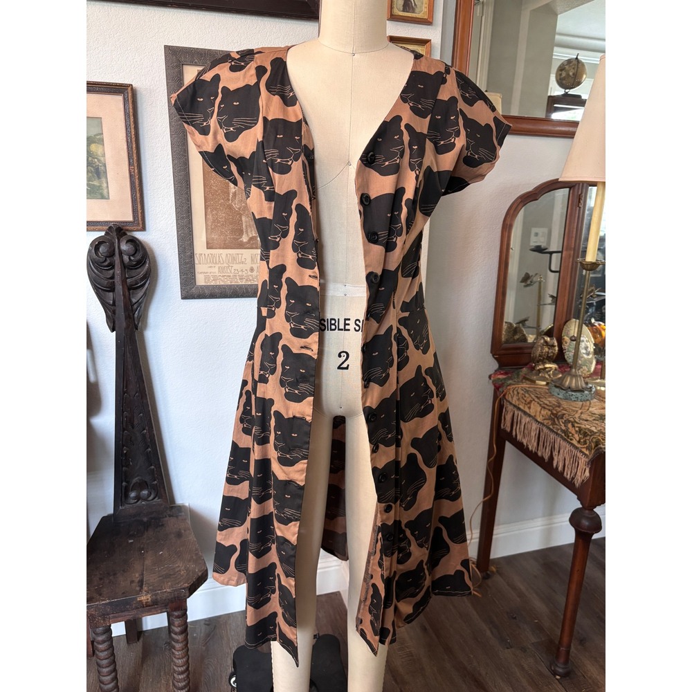 Nooworks OOP Panther Print Button Down Dress Tan Black Short Sleeve Medium - Picture 6 of 12